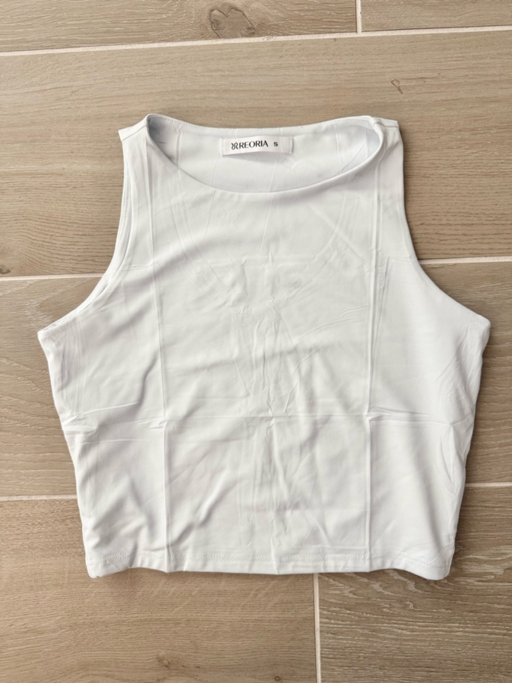 ReoRia White Cropped Tank Top - Sleeveless Ribbed Crop